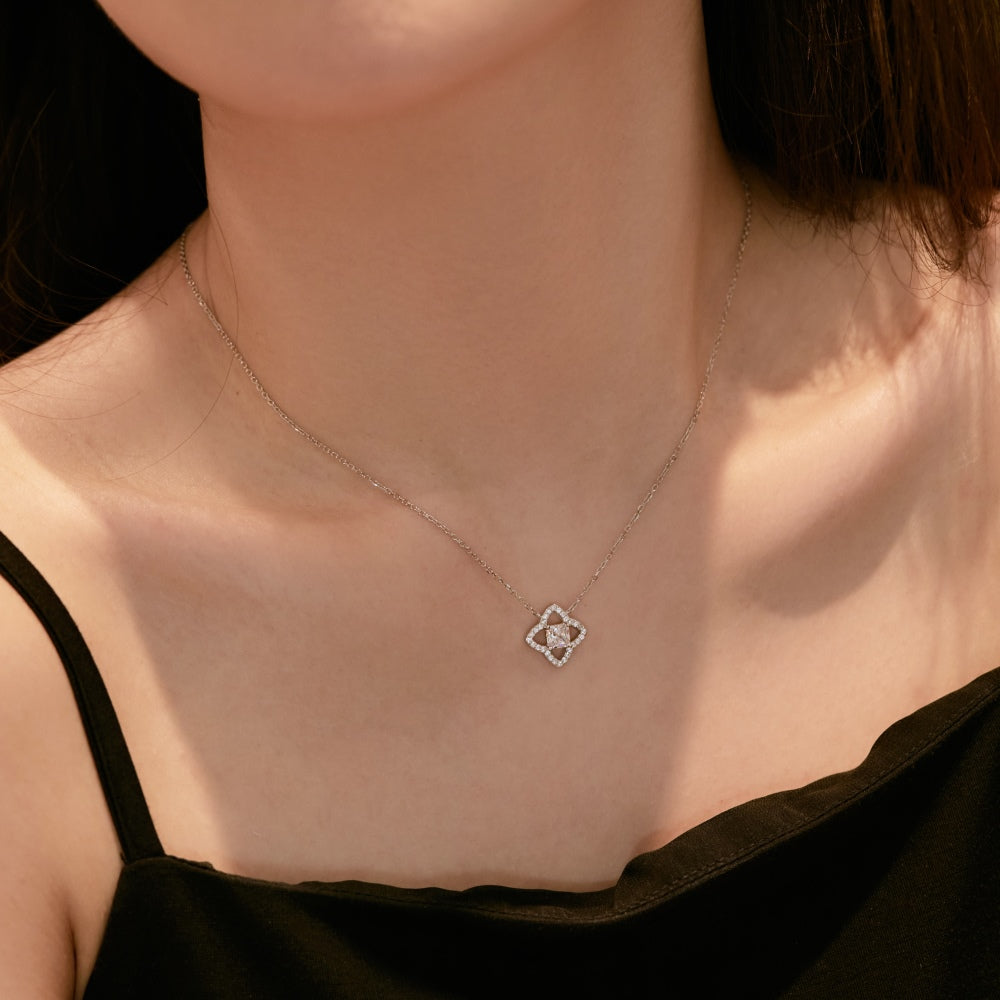 [Lucky Star]Exquisite Flower Shape Princess Cut Necklace