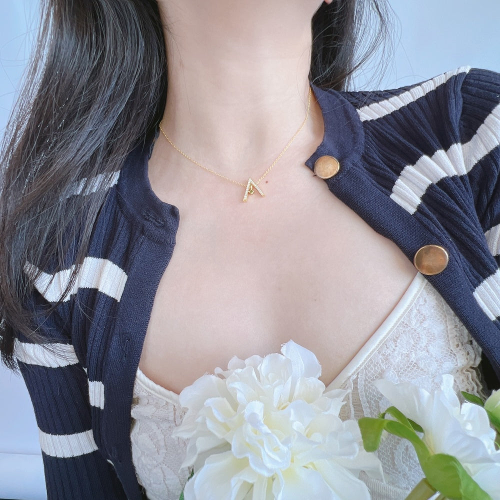 [Lucky Star]Sparkling "A" Shape Necklace