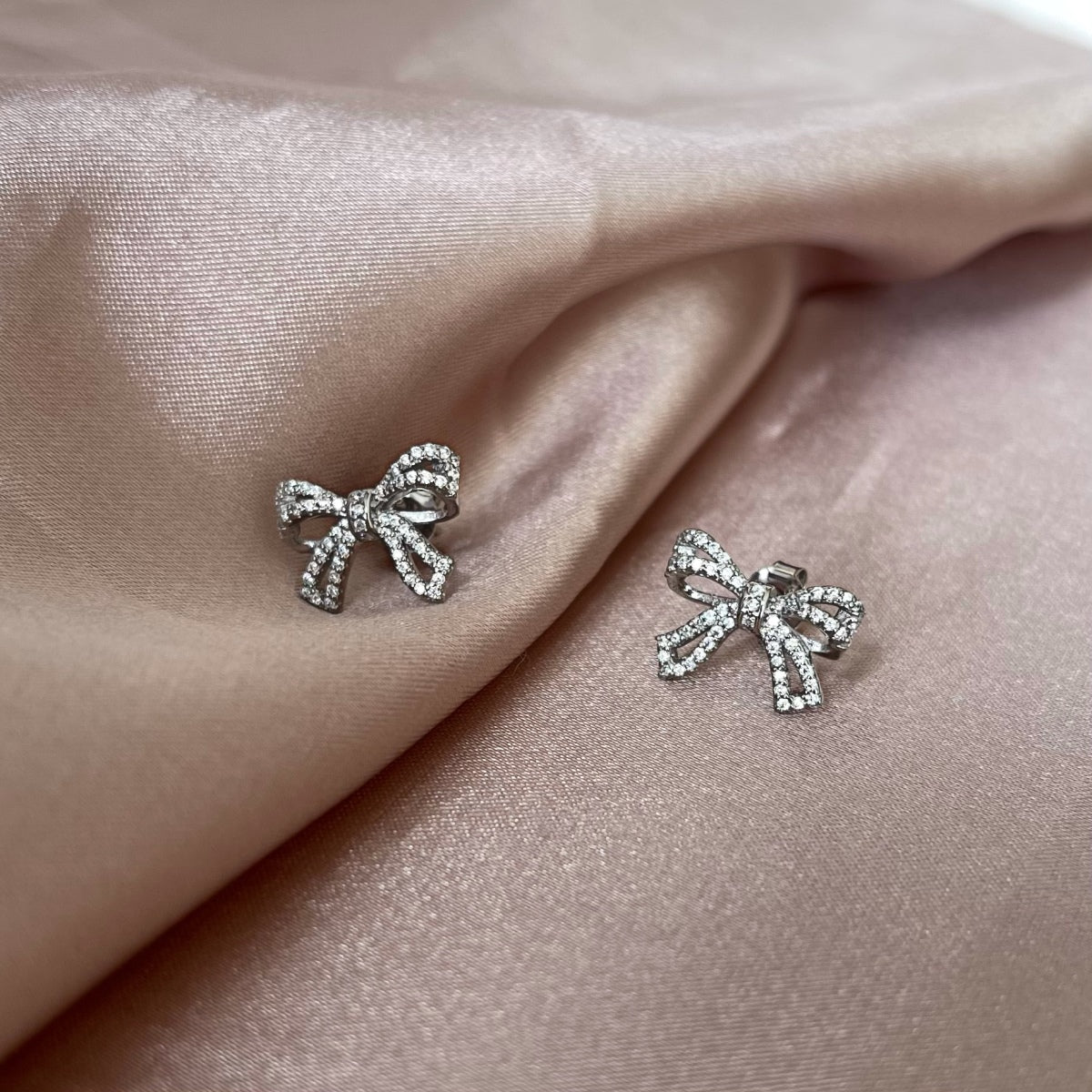 [Lucky Star]Dainty Bow Shape Earrings