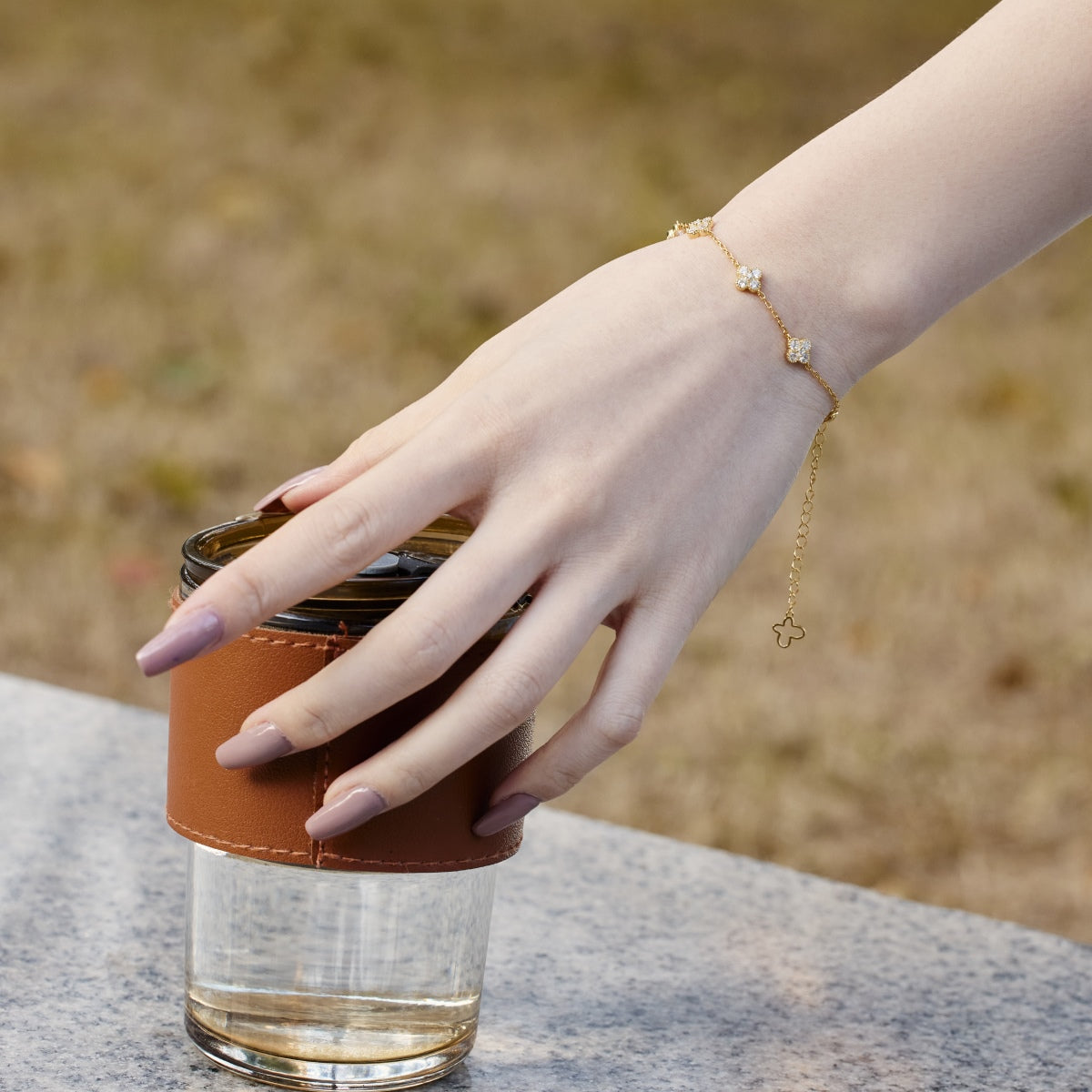 [Lucky Star]Four-Leaf Clover Hollow Butterfly Bracelet