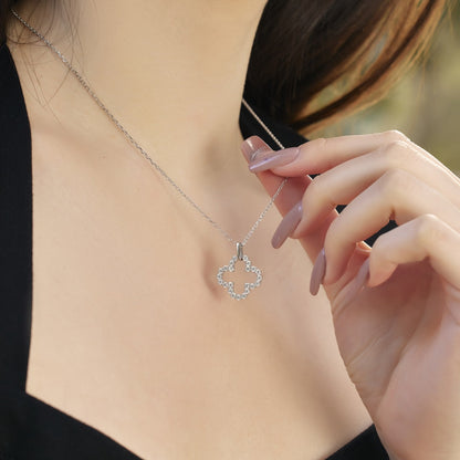 [Lucky Star]Four-Leaf Clover Hollow Design Exquisite Necklace