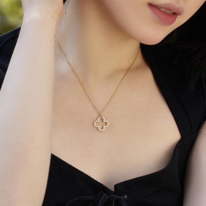 [Lucky Star]Four-Leaf Clover Hollow Design Exquisite Necklace