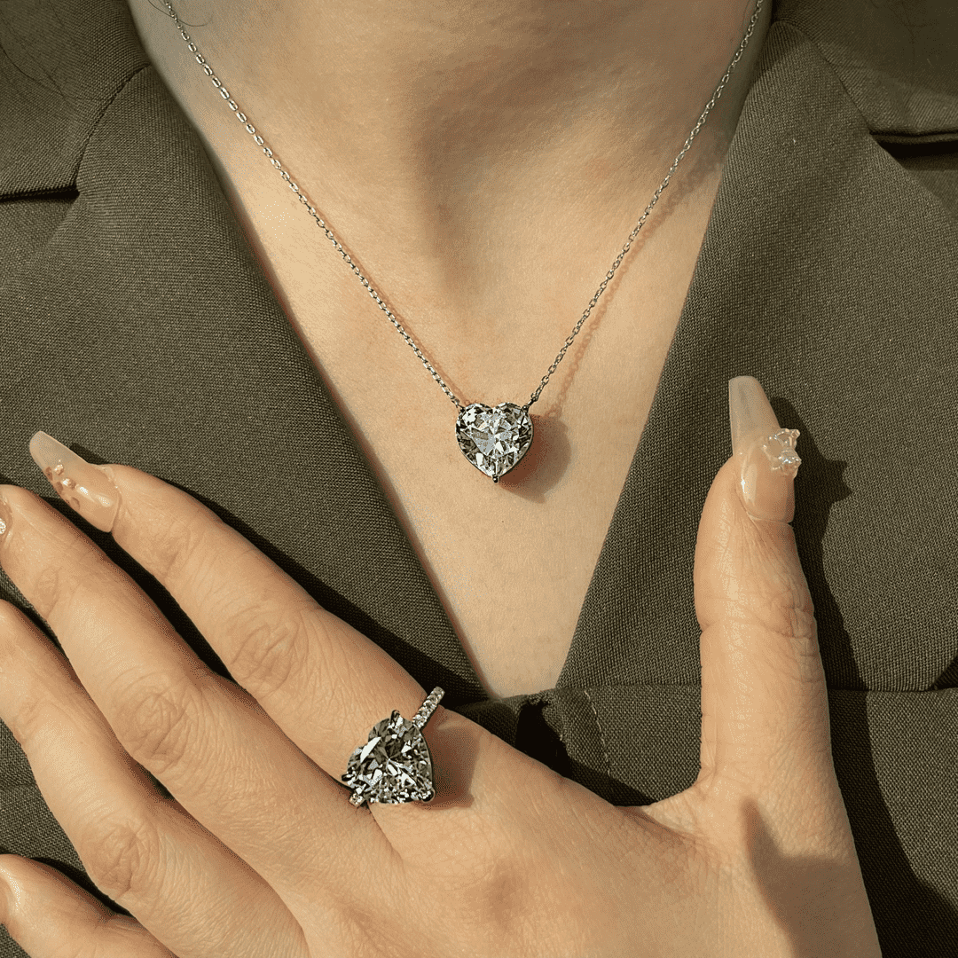 [Lucky Star]6.0 carat Radiant Heart Shape Necklace