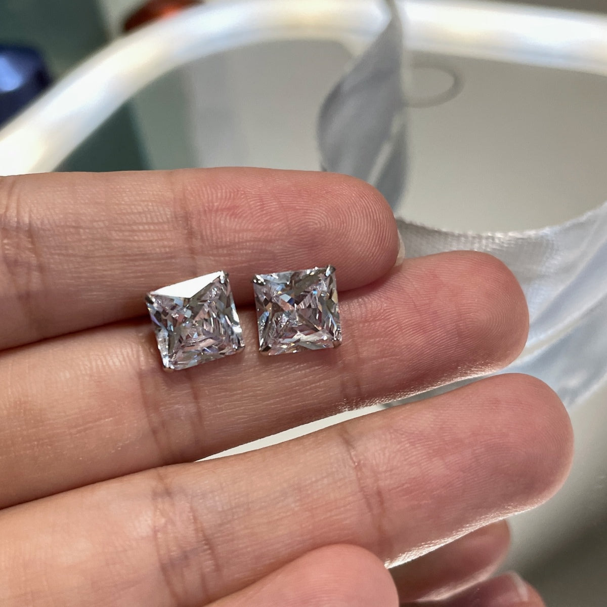 [Lucky Star]Ornate Square Shape Earrings