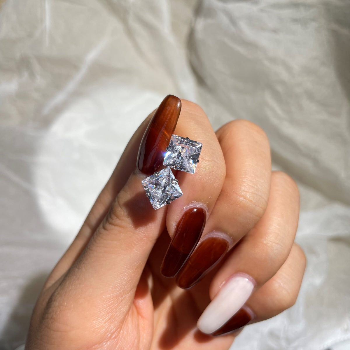 [Lucky Star]Stylish Shiny Square Center Stone Stud Earrings