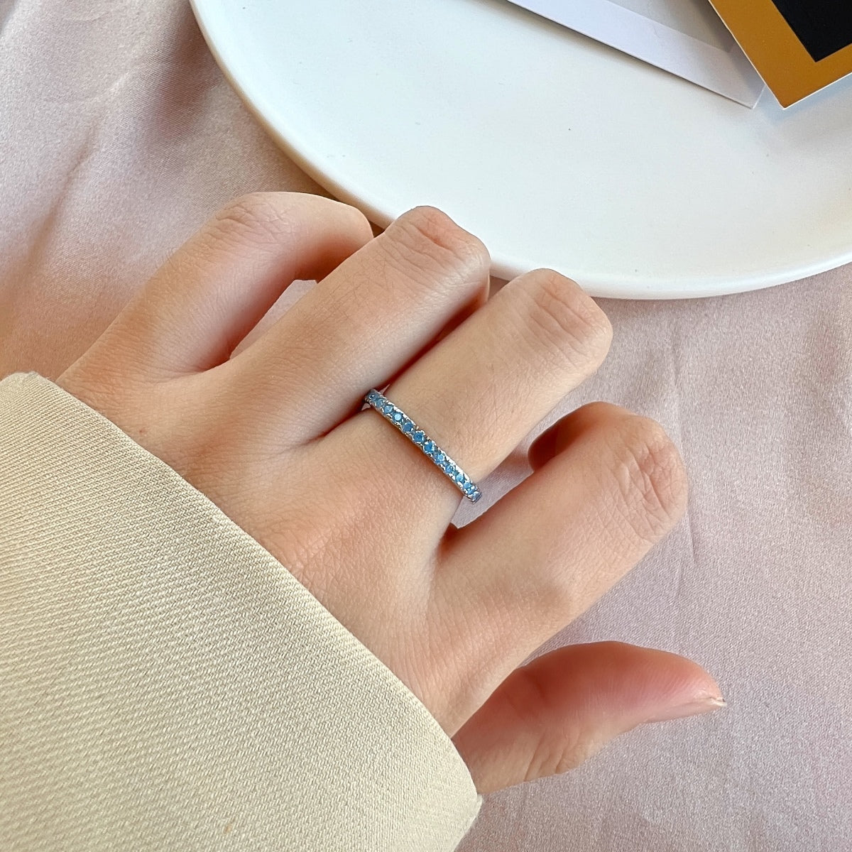 [Lucky Star]Delicate Sparkling Round Cut Daily Ring