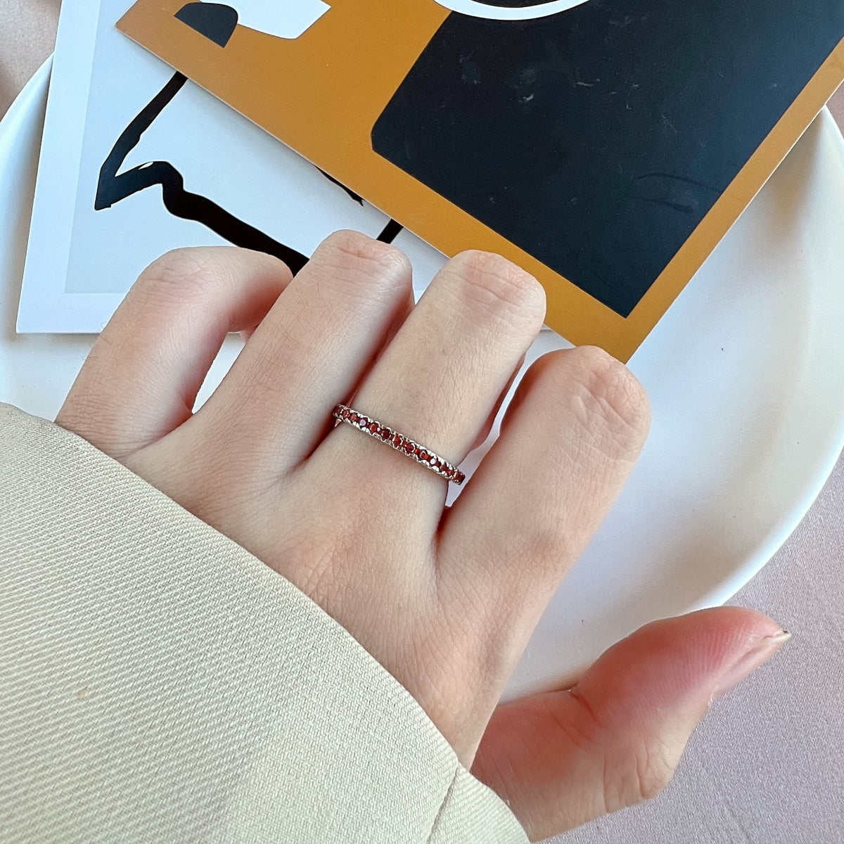 [Lucky Star]Delicate Sparkling Round Cut Daily Ring
