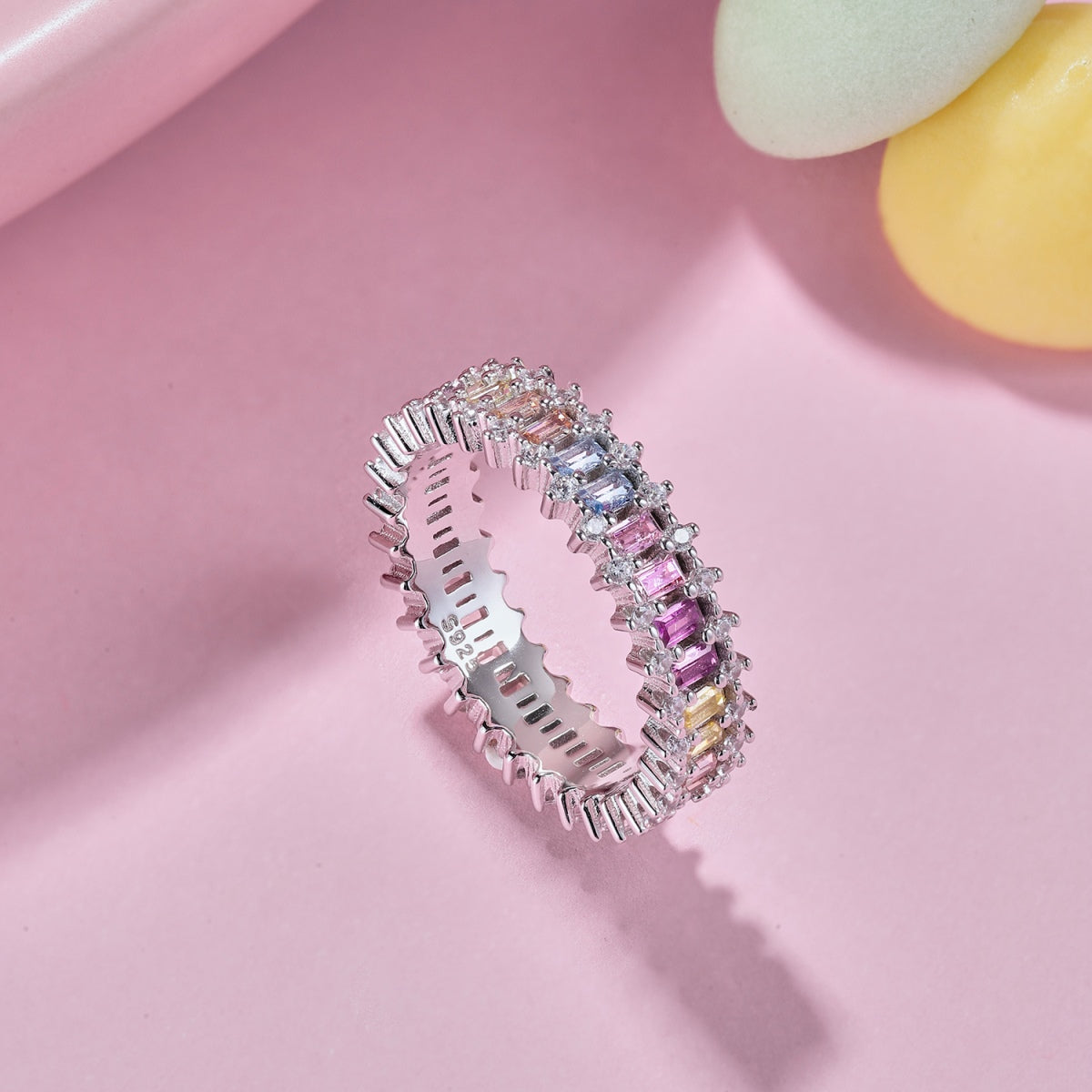 [Lucky Star]Splashy Ornate Emerald Cut Cocktail Ring