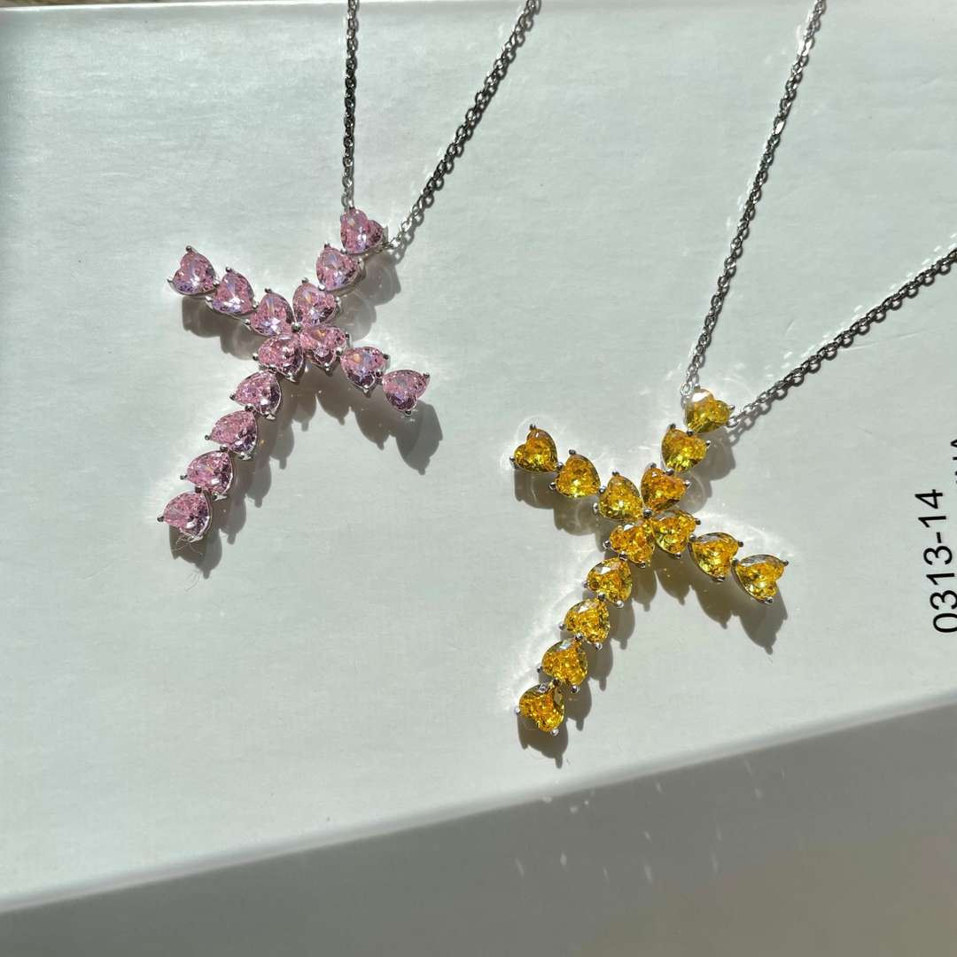 [Lucky Star]Radiant Cross Shape Necklace