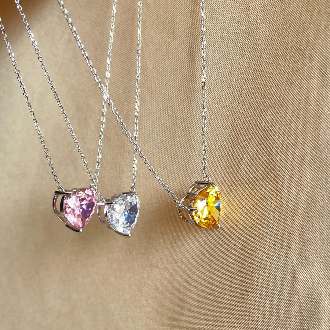 [Lucky Star]6.0 carat Radiant Heart Shape Necklace