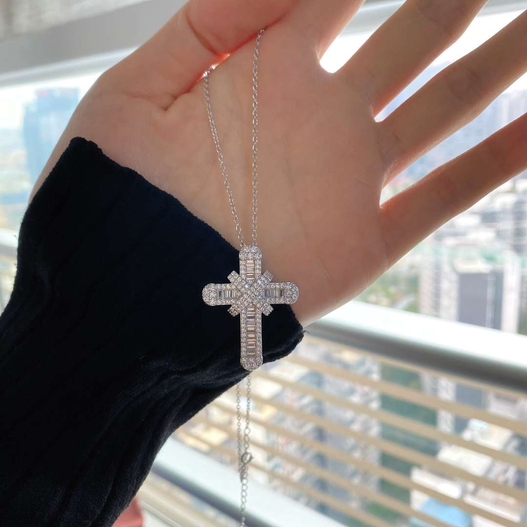 [Lucky Star]Gypsophila With Dimonds Necklace