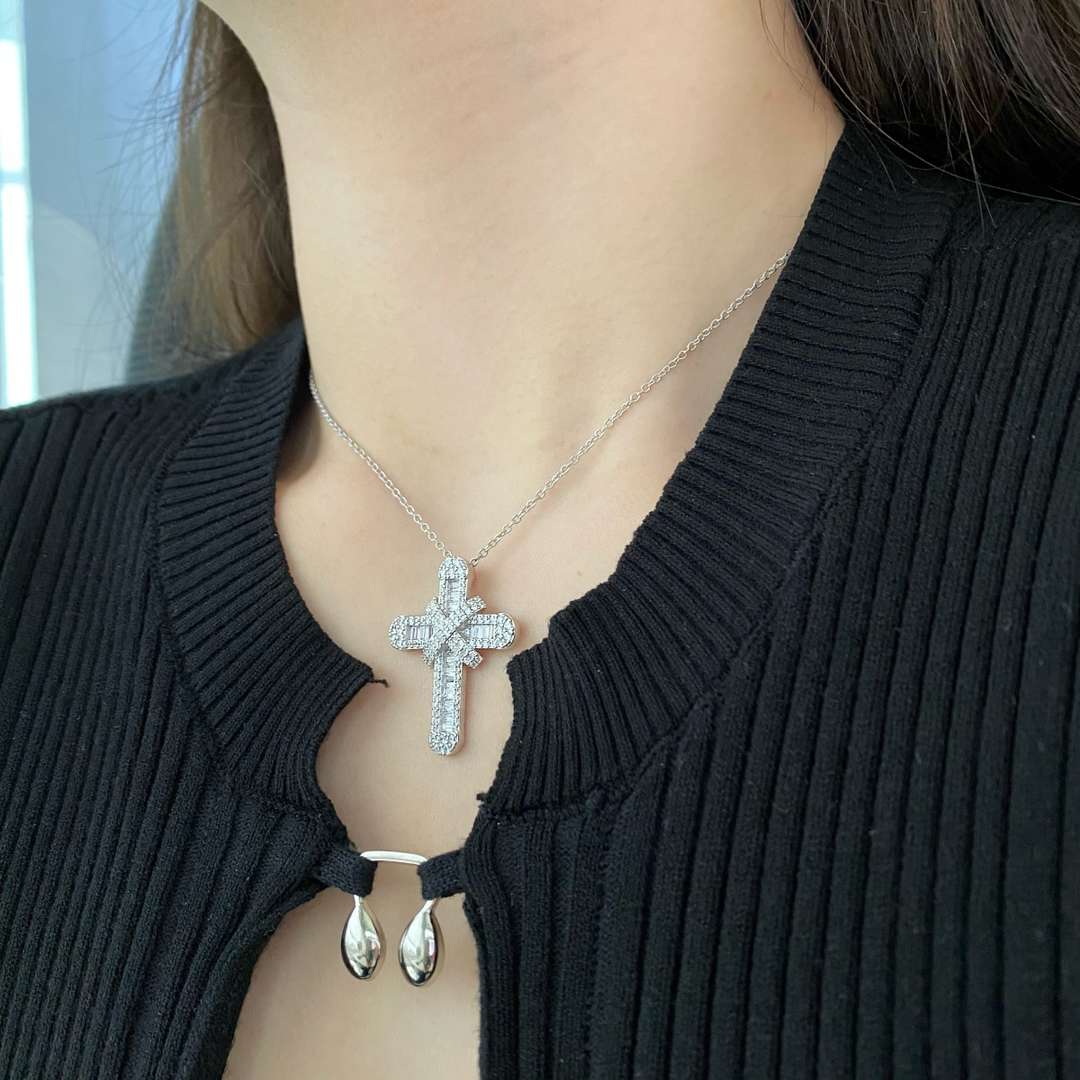 [Lucky Star]Gypsophila With Dimonds Necklace