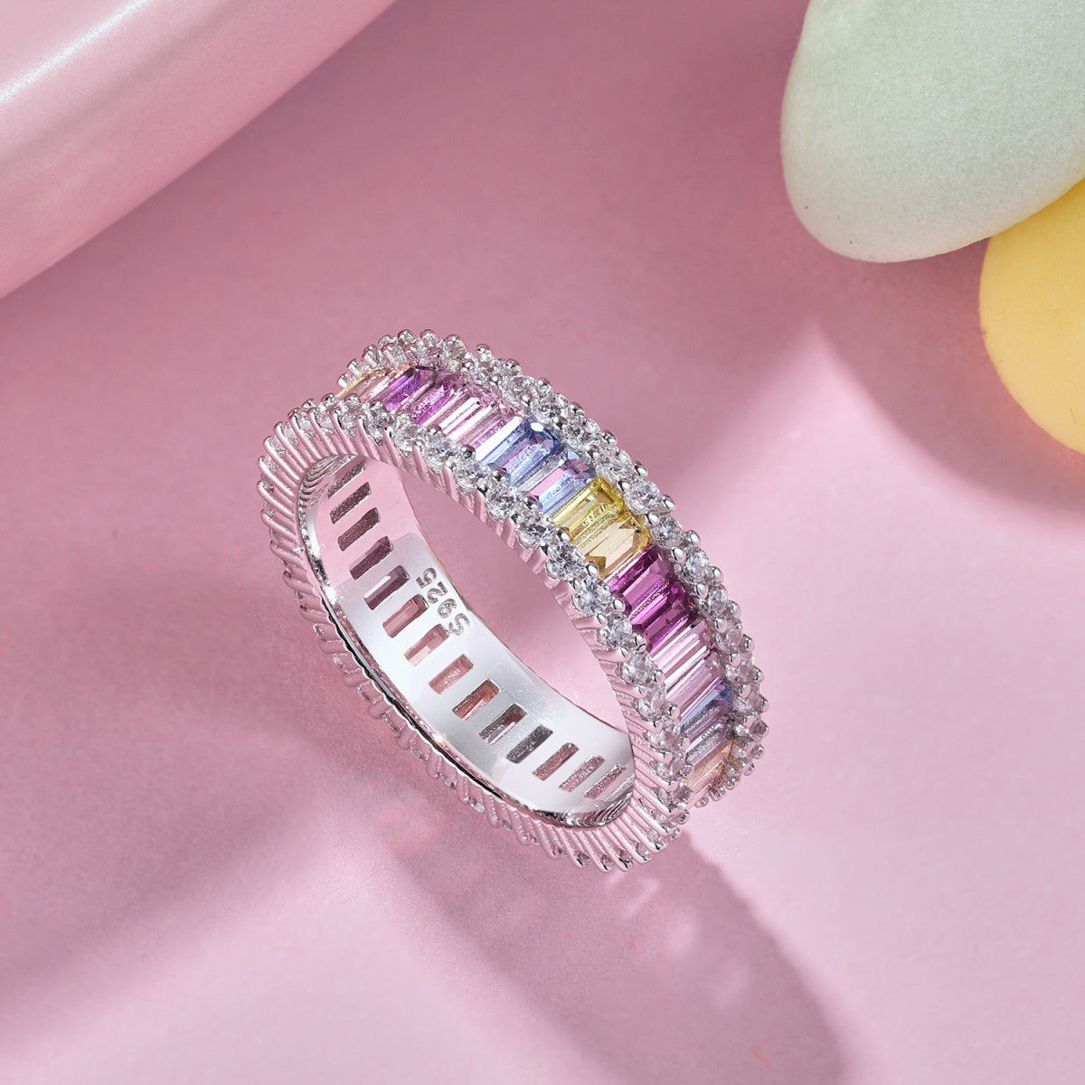 [Lucky Star]Dainty Kaleidoscopic Emerald Cut Daily Ring