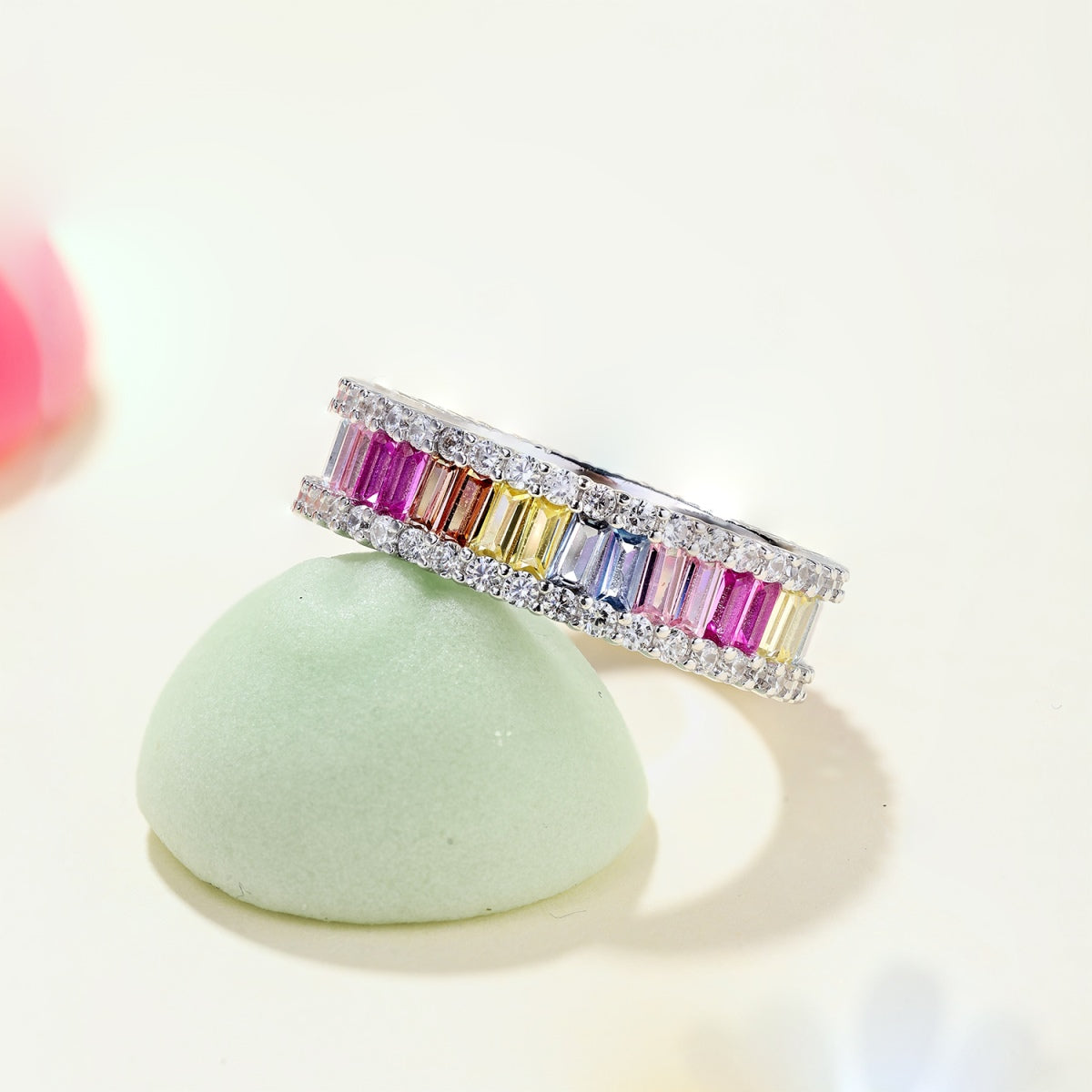 [Lucky Star]Dainty Kaleidoscopic Emerald Cut Daily Ring