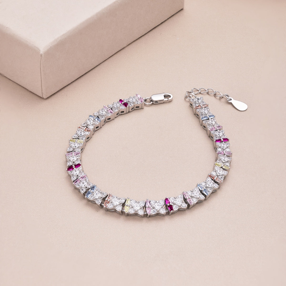 [Lucky Star]Unique Colorful Flower Shape Daily Bracelet