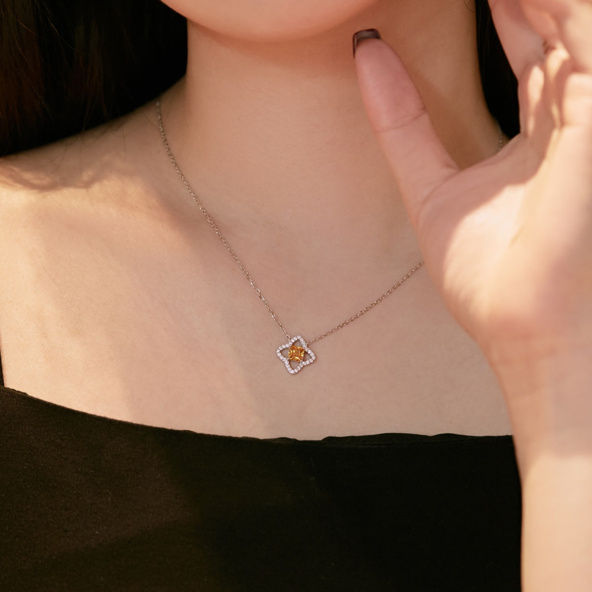 [Lucky Star]Exquisite Flower Shape Princess Cut Necklace