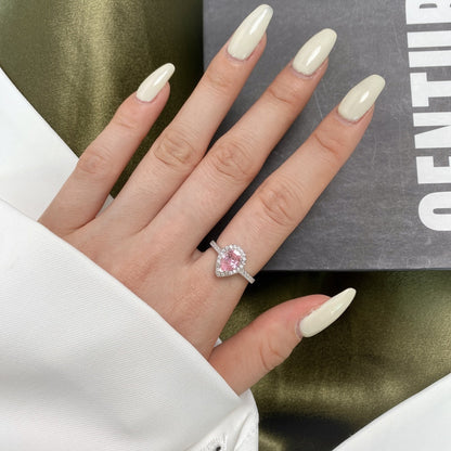 [Lucky Star]1.0 Carat Luxurious Resplendent Water Drop Shape Wedding Ring