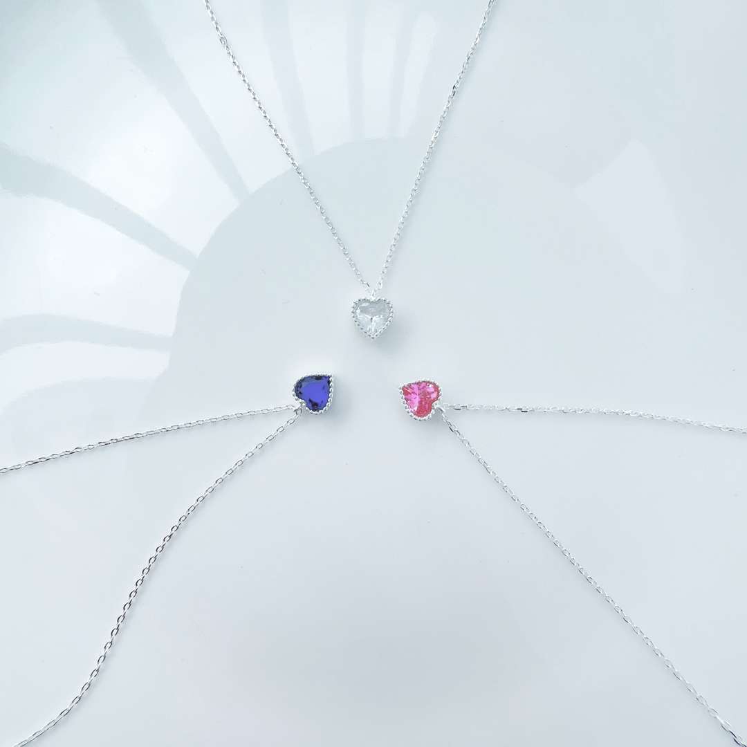 [Lucky Star]Ornate Heart Shape Necklace