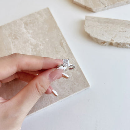 [Lucky Star]2.0 Carat Dazzling Sparkling Radiant Cut Party Ring