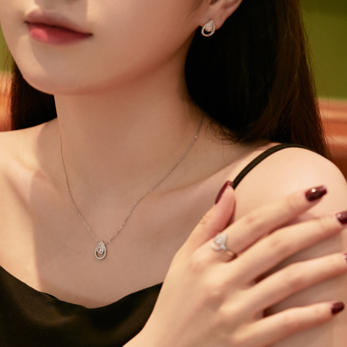 [Lucky Star]Sparkling Pear Cut Necklace