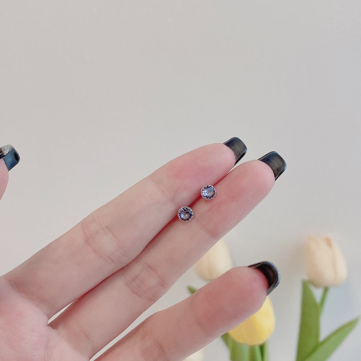 [Lucky Star]Sparkling Colorful Round Shape Earrings