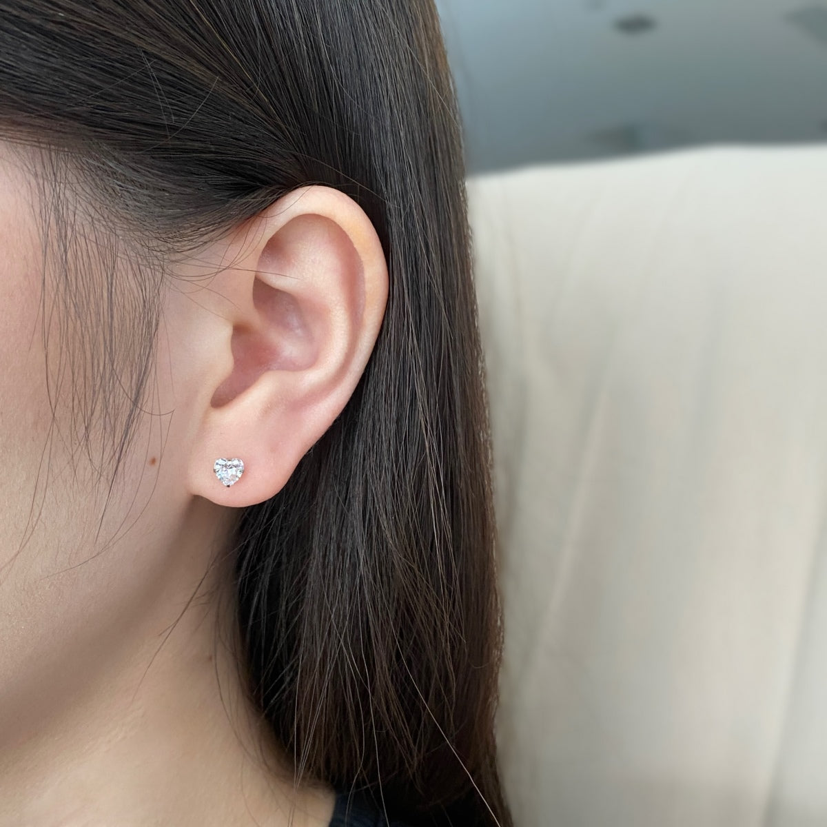 [Lucky Star]Sparkling Heart Shaped Simple Earrings