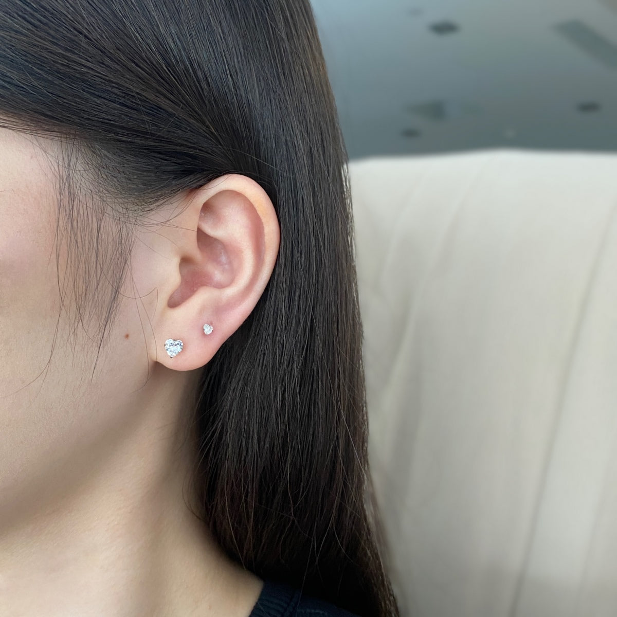 [Lucky Star]Sparkling Heart Shaped Simple Earrings