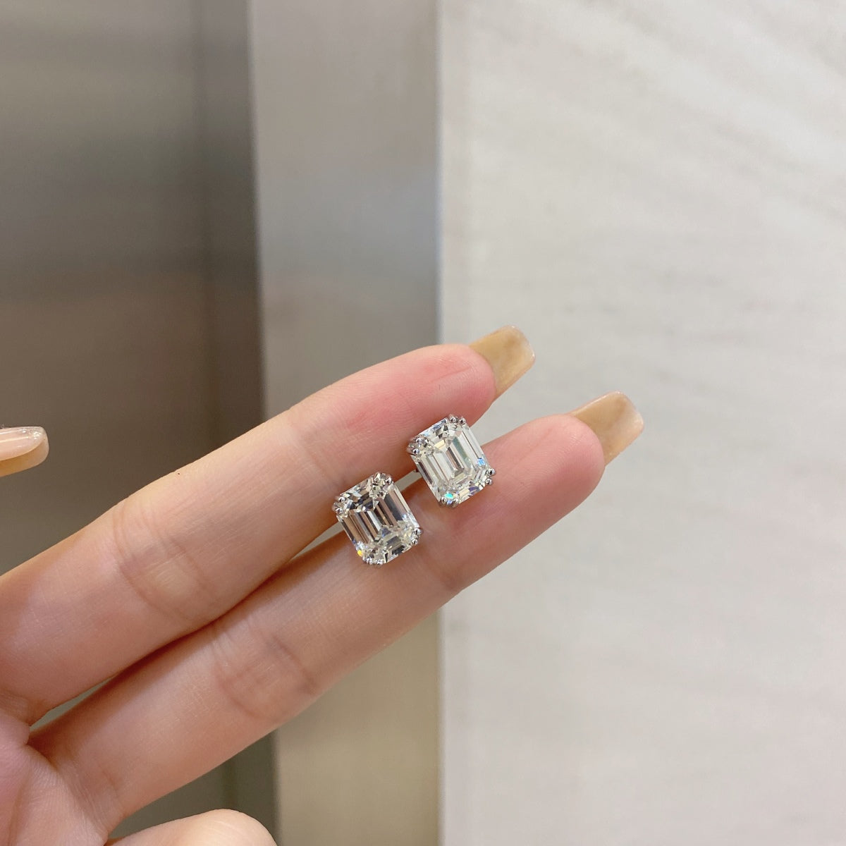 [Lucky Star]Dazzling Square Shape Earrings