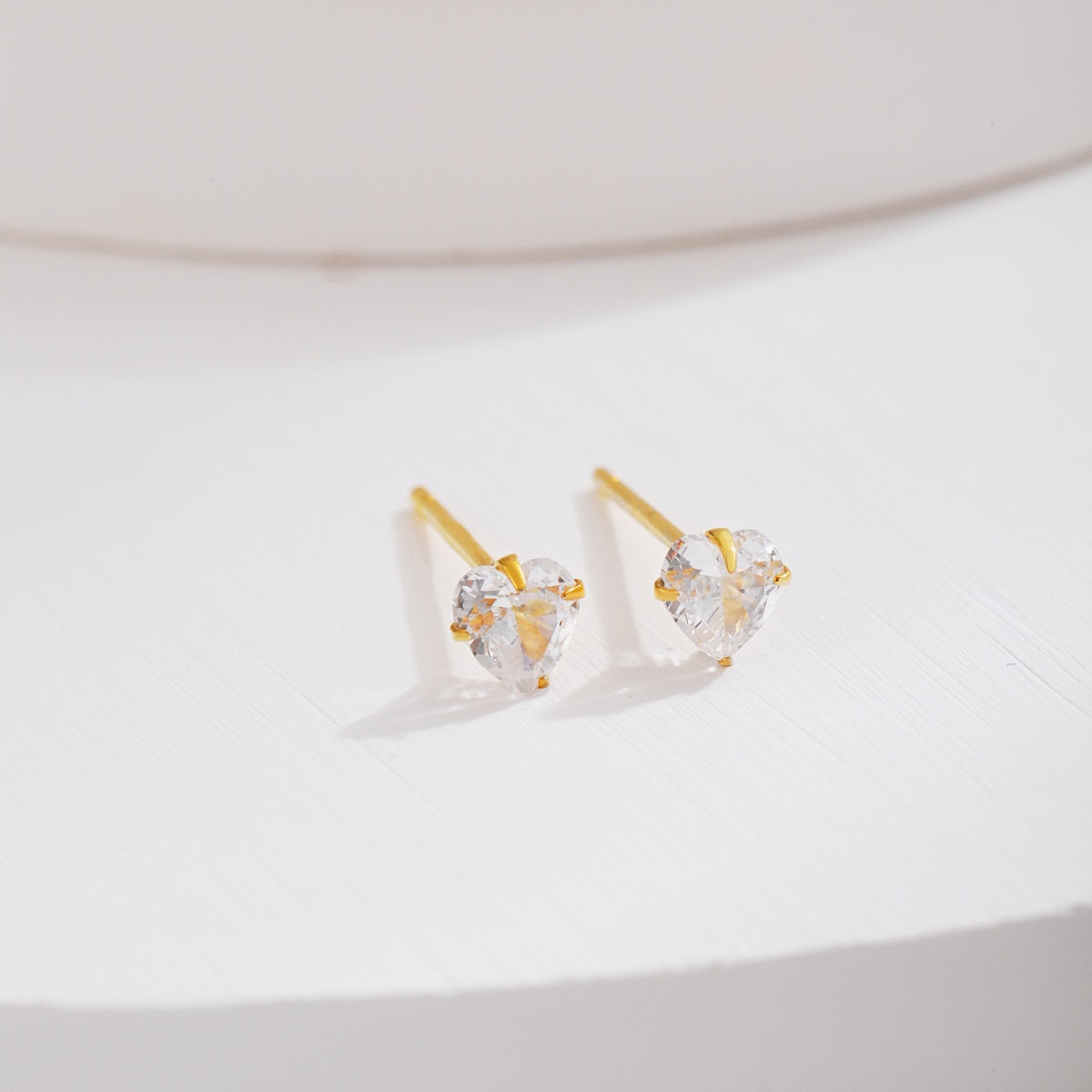 [Lucky Star]Sparkling Heart Shaped Simple Earrings