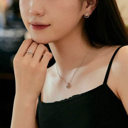 [Lucky Star]Sparkling Pear Cut Necklace