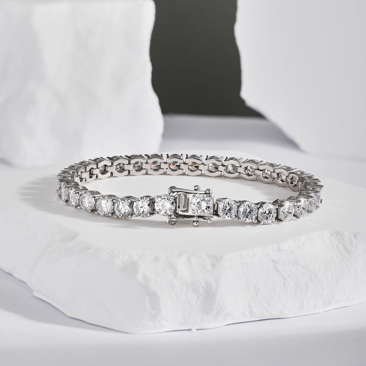 [Lucky Star]Ornate Sparkling Round Cut Wedding Bracelet