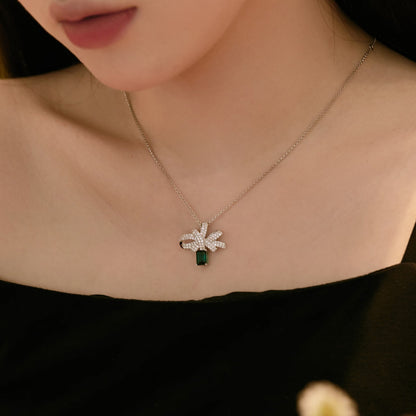 [Lucky Star]Luxurious Flower Shape Emerald Cut Necklace