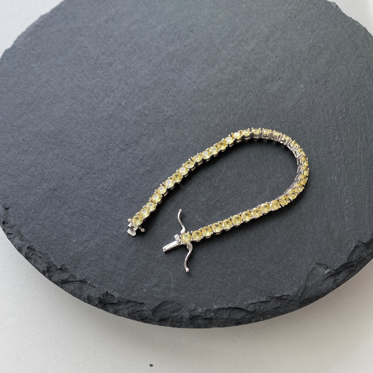 [Lucky Star]Ornate Dazzling Round Cut Tennis Bracelet
