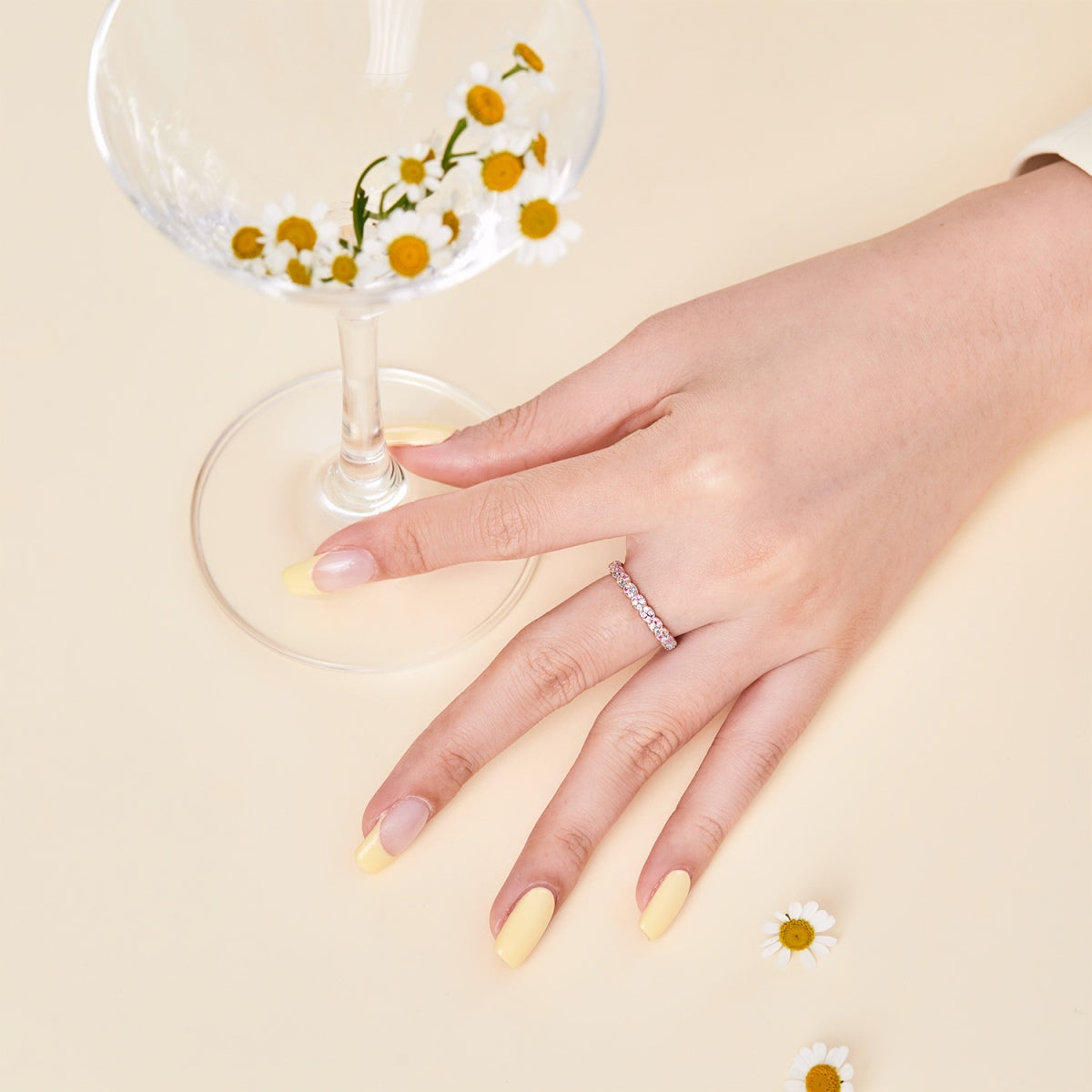 [Lucky Star]Dainty Ebullient Round Cut Daily Ring
