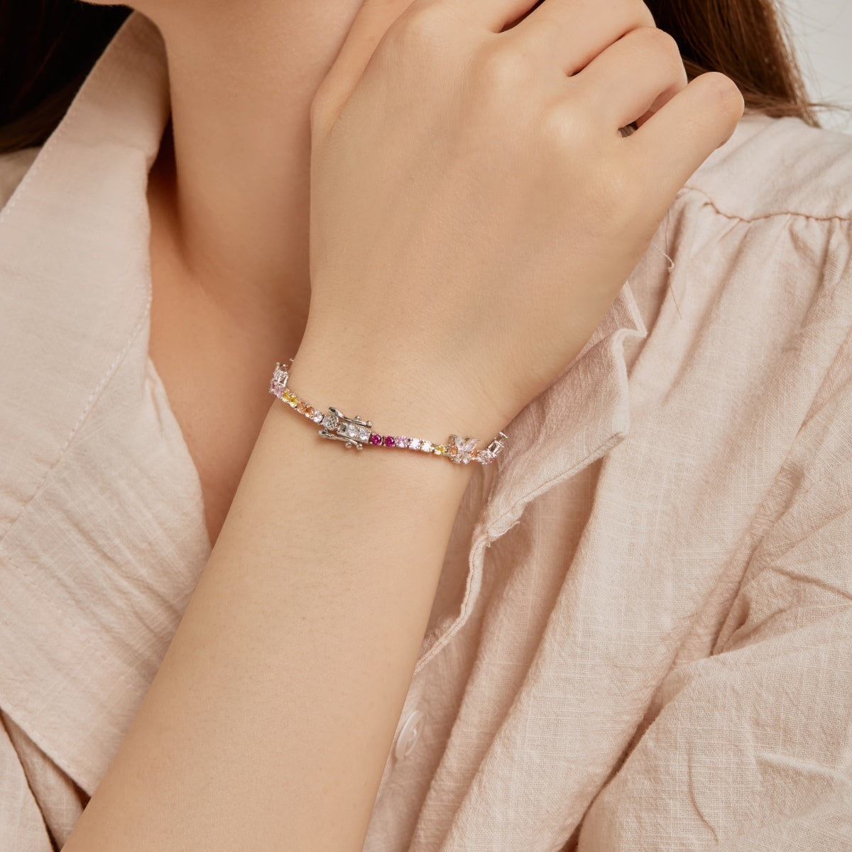 [Lucky Star]Ornate Colorful Butterfly Shape Round Cut Daily Bracelet