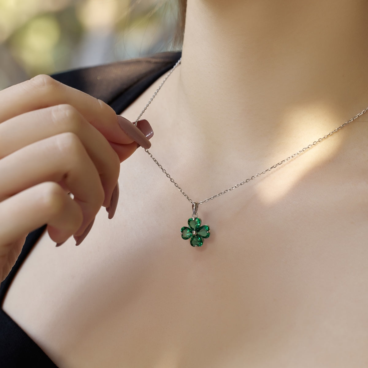 [Lucky Star]Heart-Shaped Four-Leaf Clover Bead Necklace