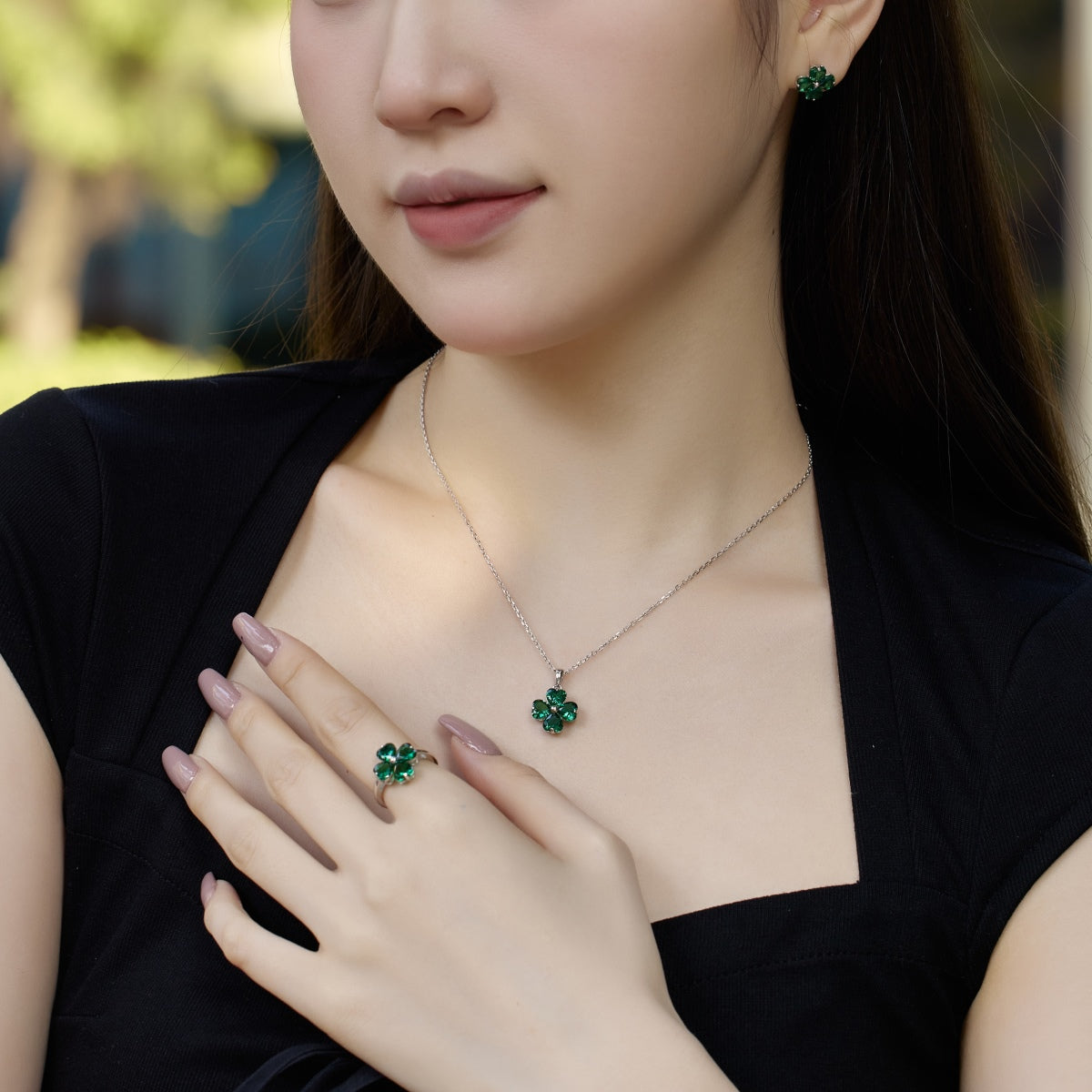 [Lucky Star]Heart-Shaped Four-Leaf Clover Bead Necklace