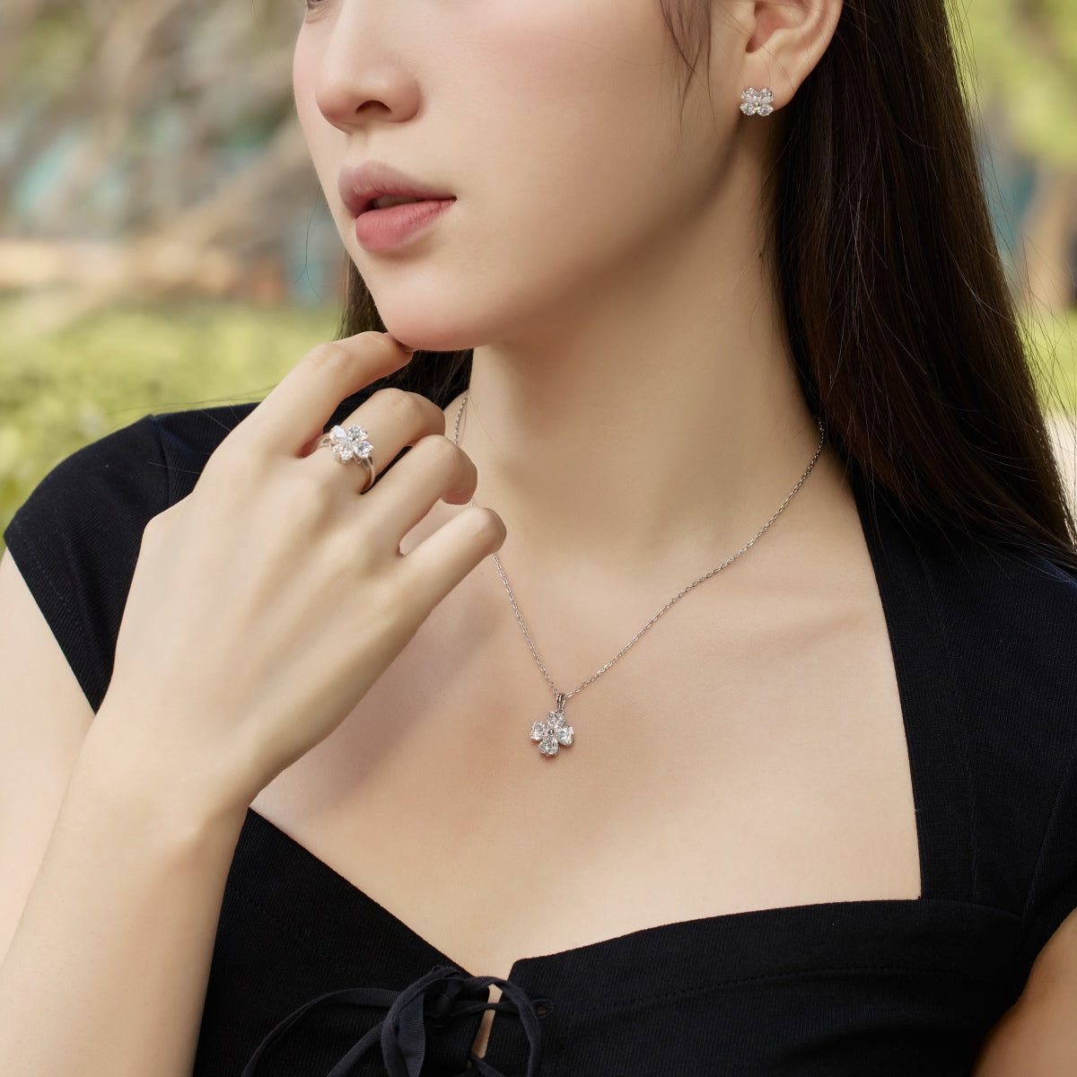 [Lucky Star]Heart-Shaped Four-Leaf Clover Bead Necklace