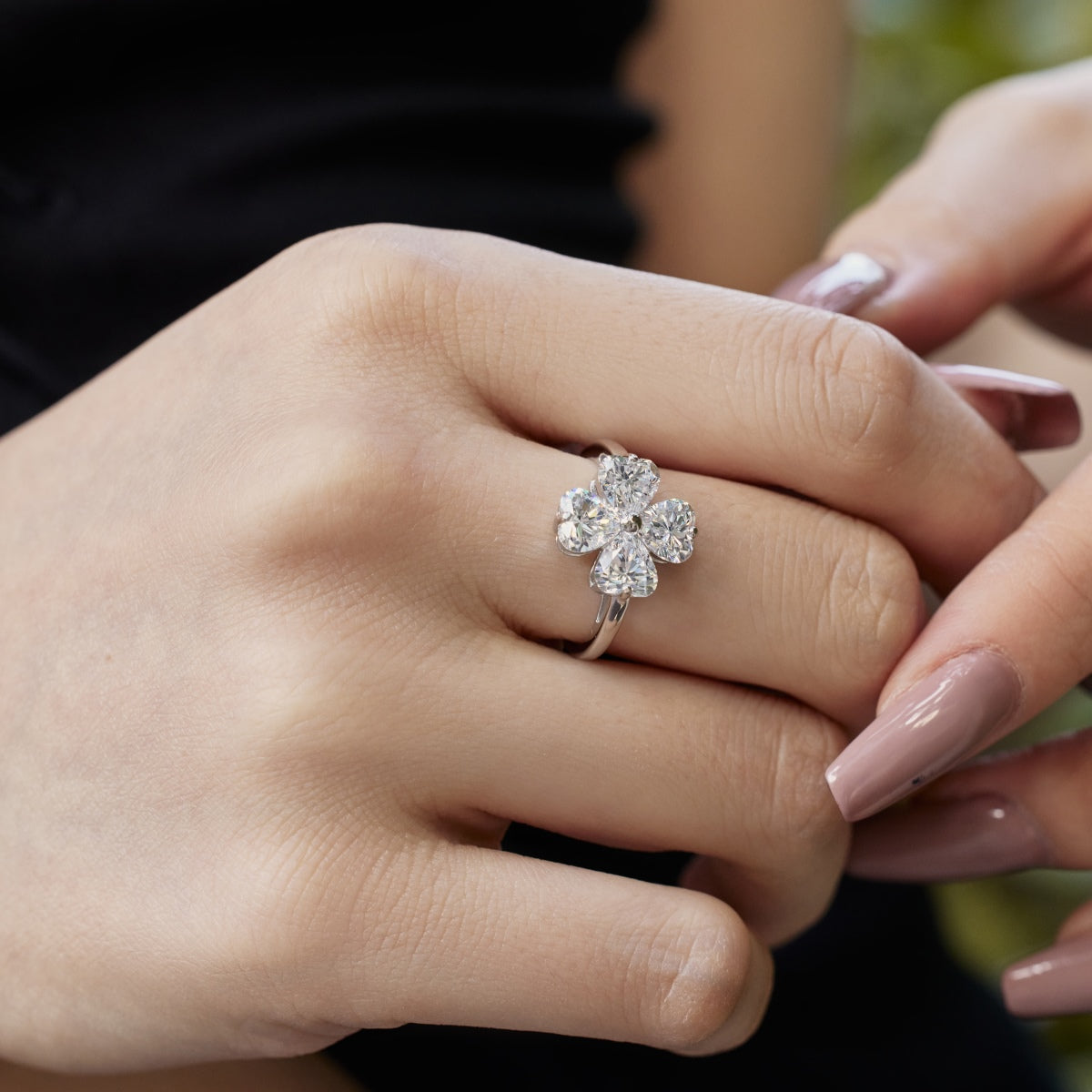 [Lucky Star]Heart-shaped Four-Leaf Clover Ball Ring