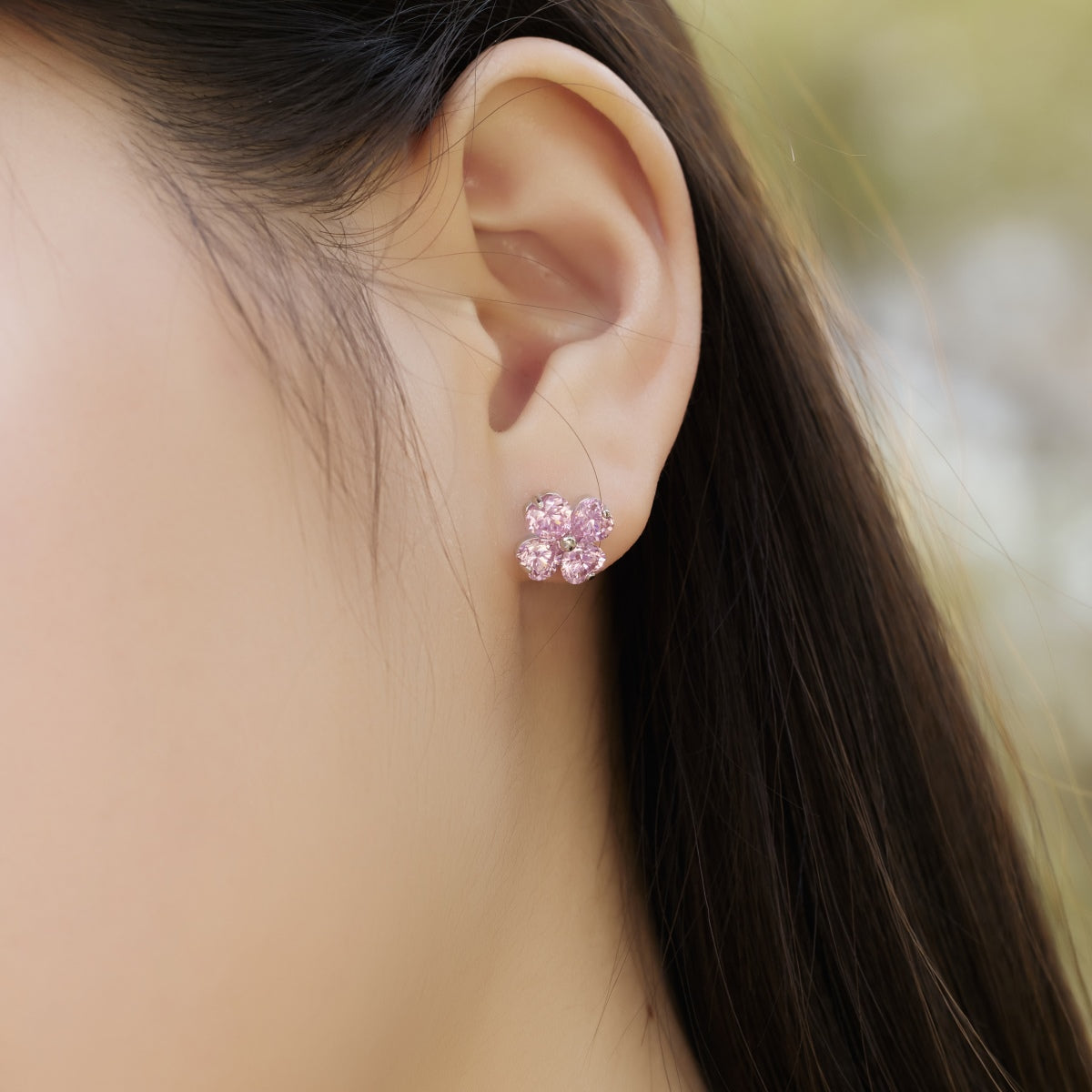 [Lucky Star]Four-Leaf Clover Ball Earrings