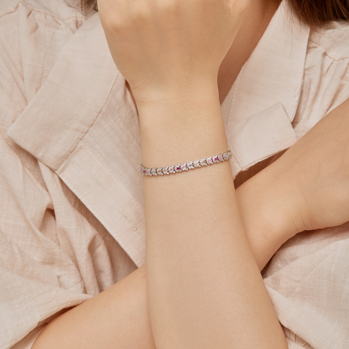 [Lucky Star]Delicate Colorful Multi Cut Daily Bracelet