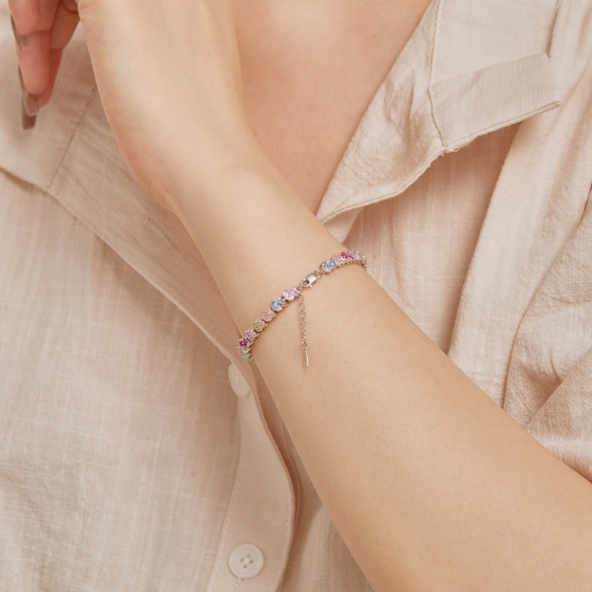 [Lucky Star]Ornate Colorful Flower Shape Party Bracelet