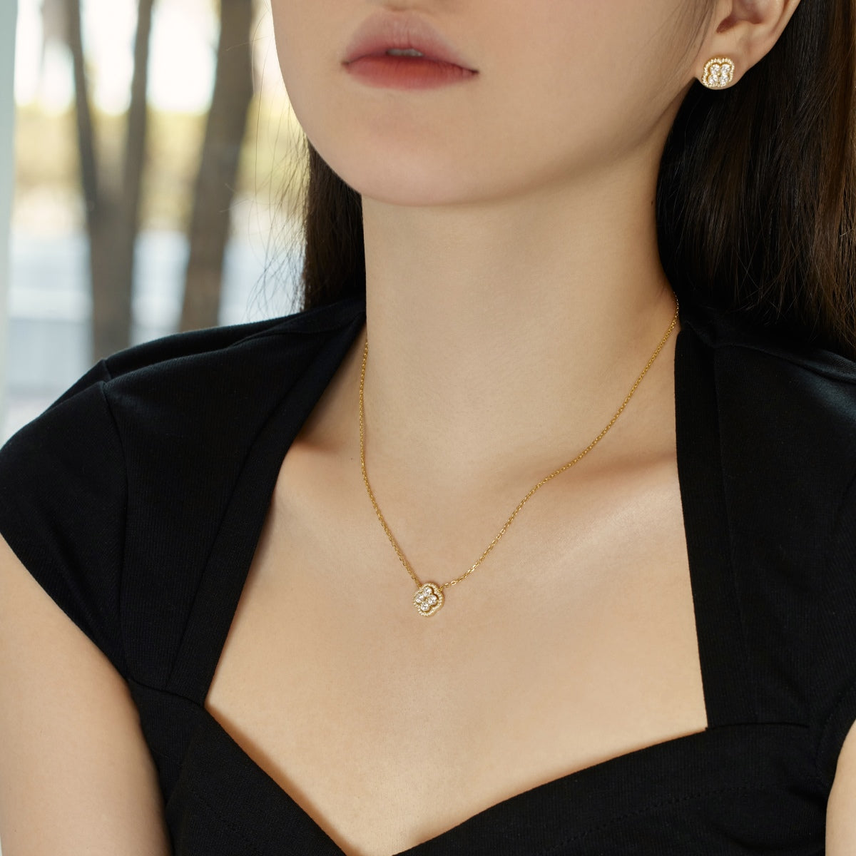 [Lucky Star]Exquisite Necklace With Four-Leaf Clover Flower Design