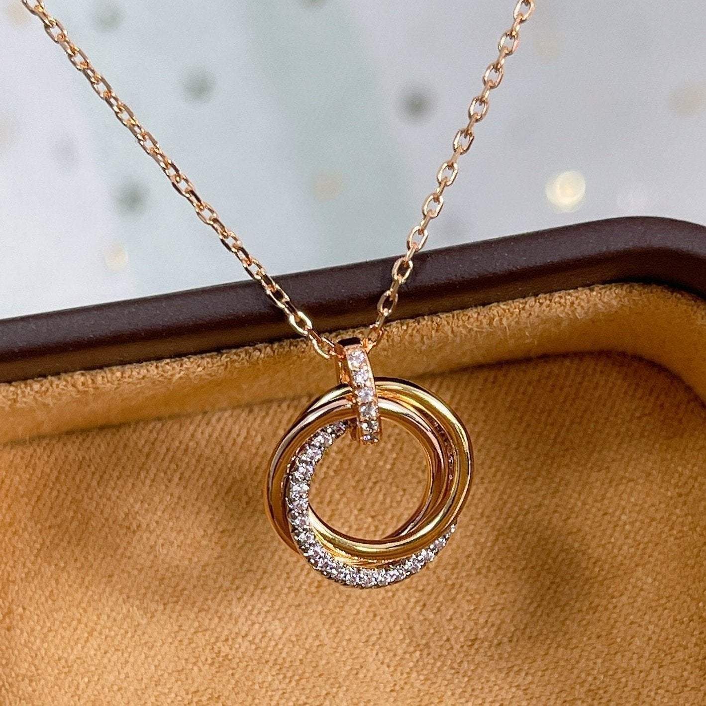 [Lucky Star]TRINITY NECKLACE SILVER GOLD PINK GOLD DIAMONDS