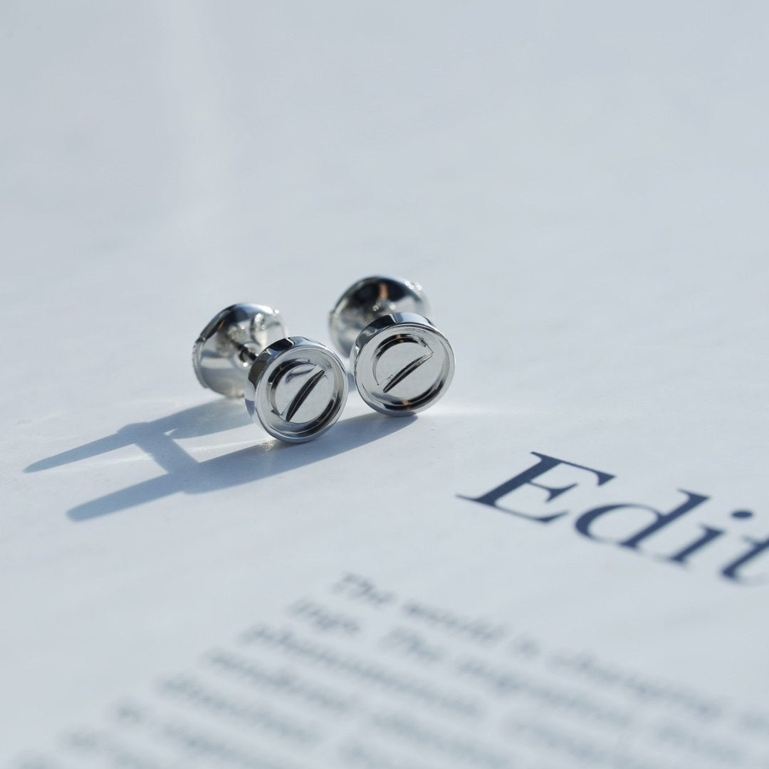 [Lucky Star]LOVE EARRINGS SILVER 10MM