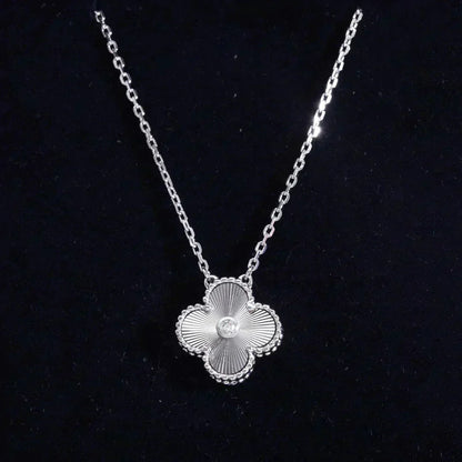 [Lucky Star]CLOVER  15MM DIAMOND LASER NECKLACE SILVER