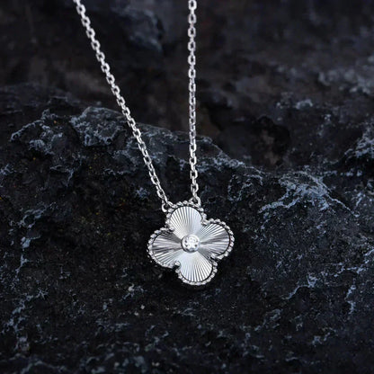 [Lucky Star]CLOVER  15MM DIAMOND LASER NECKLACE SILVER