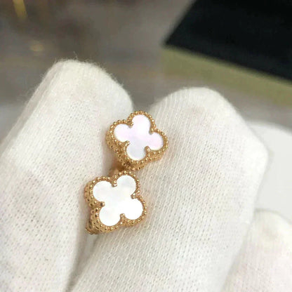 [Lucky Star]CLOVER MINI 9.5MM WHITE MOP EARRINGS