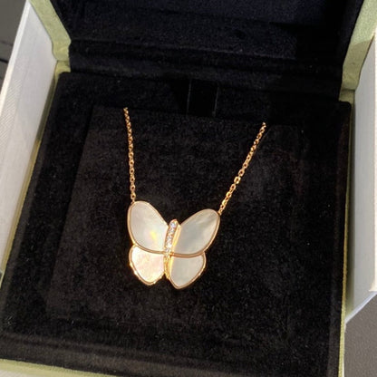 [Lucky Star]BUTTERFLY GOLD MOP DIAMOND NECKLACE