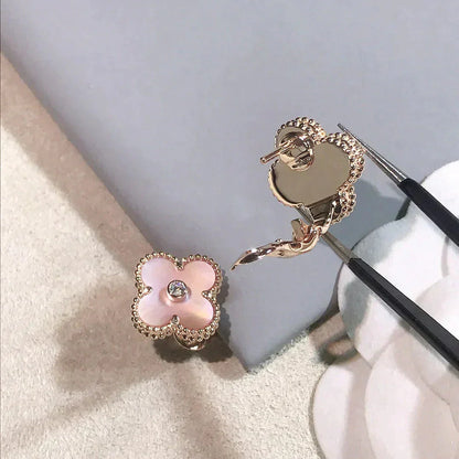 [Lucky Star]CLOVER MEDIUM 1 MOTIFS  PINK MOP DIAMOND EARRINGS